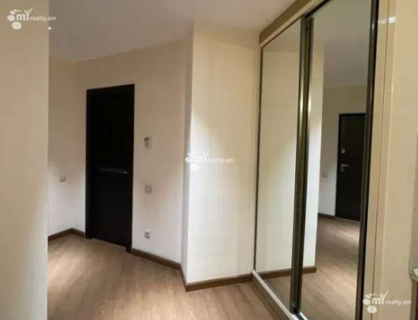 2-senyakanoc-bnakaran-vacharq-Yerevan-Center