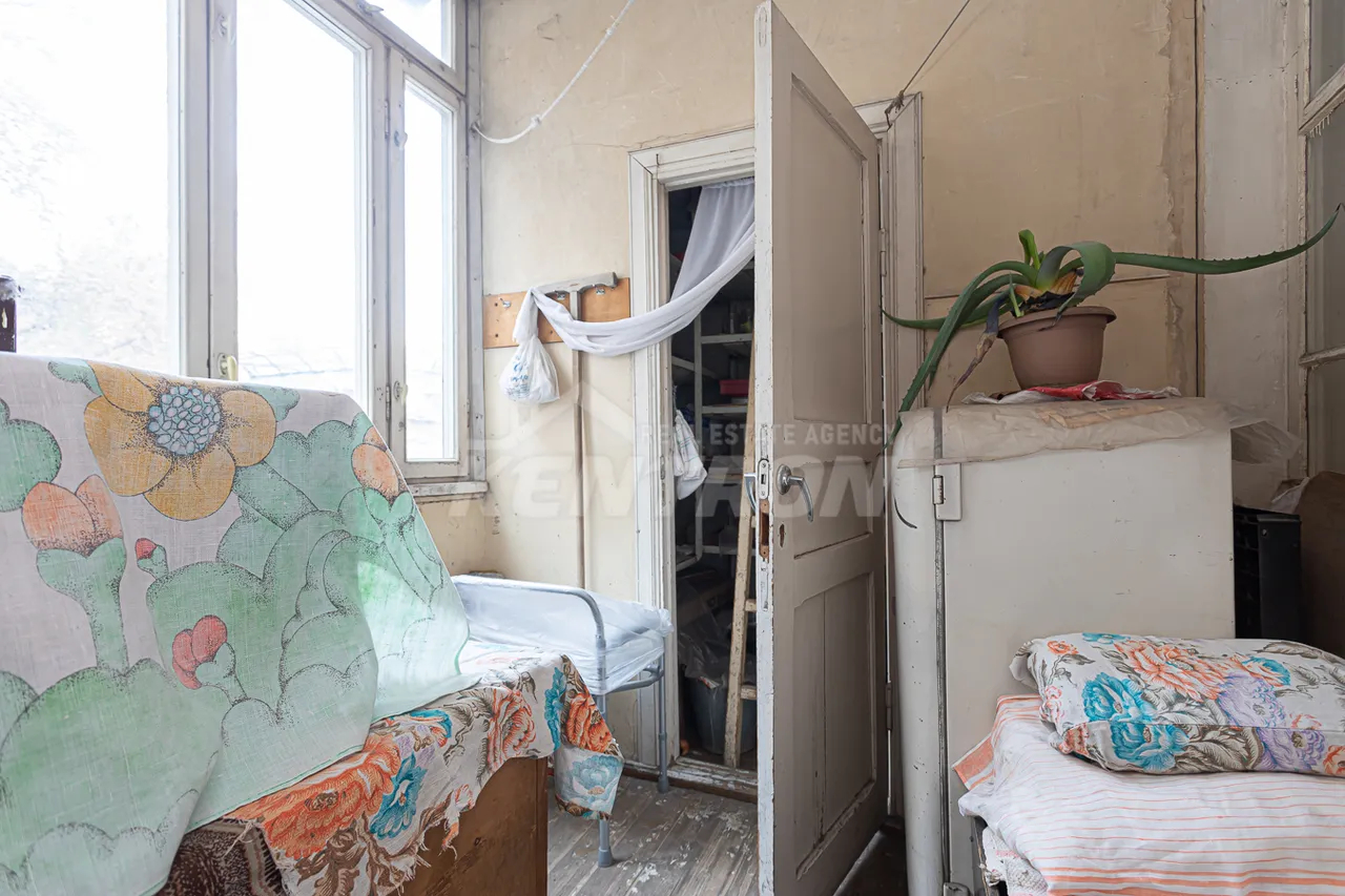 3 bedroom apartment for sale Khanjyan St, Center Yerevan, 157733