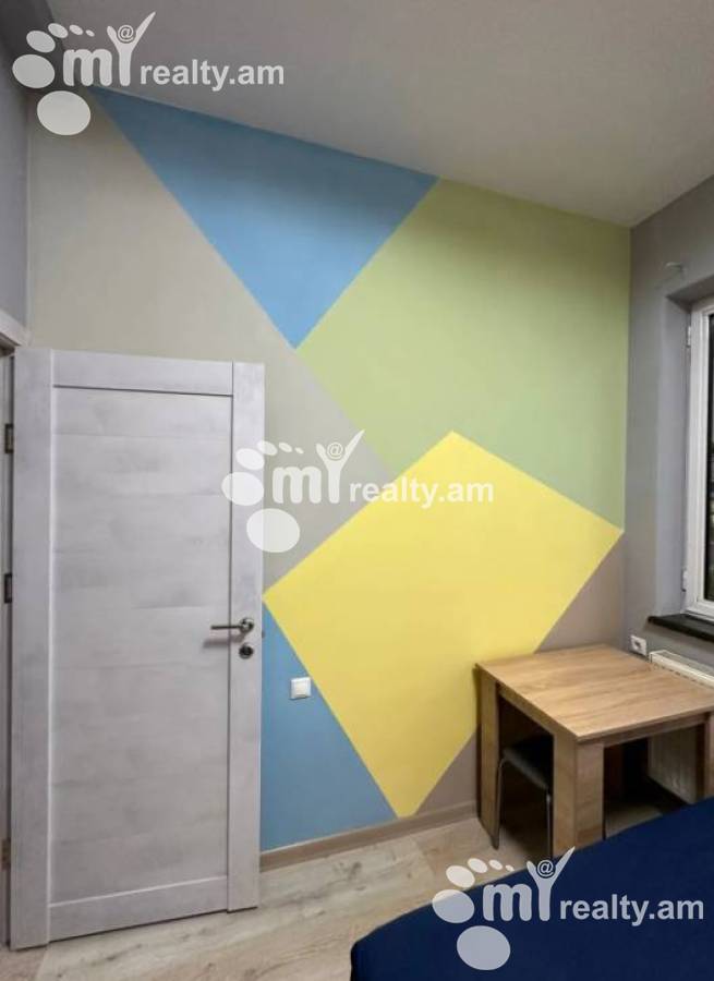 4 bedroom apartment for sale خیابان هانراپتوتیان, مرکز شهر ایروان, 154718