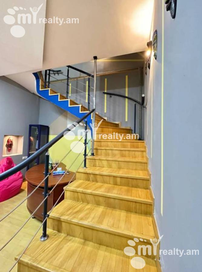 4 bedroom apartment for sale خیابان هانراپتوتیان, مرکز شهر ایروان, 154718