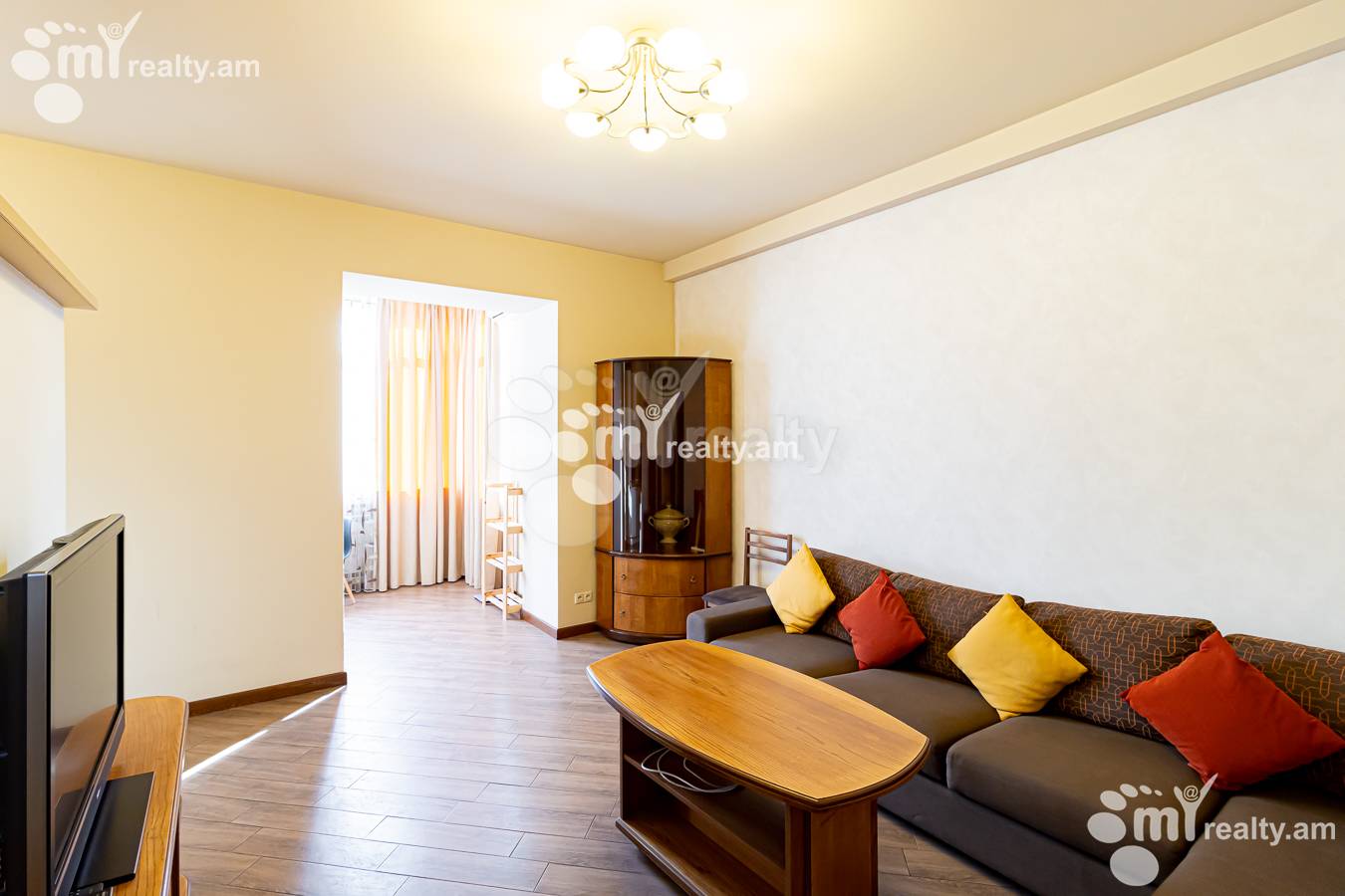 2 սենյականոց բնակարան վարձով Սպենդիարյան փող, Կենտրոն Երևան, 154817