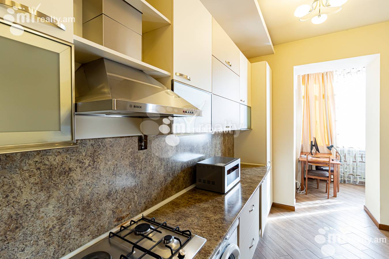 2 սենյականոց բնակարան վարձով Սպենդիարյան փող, Կենտրոն Երևան, 154817