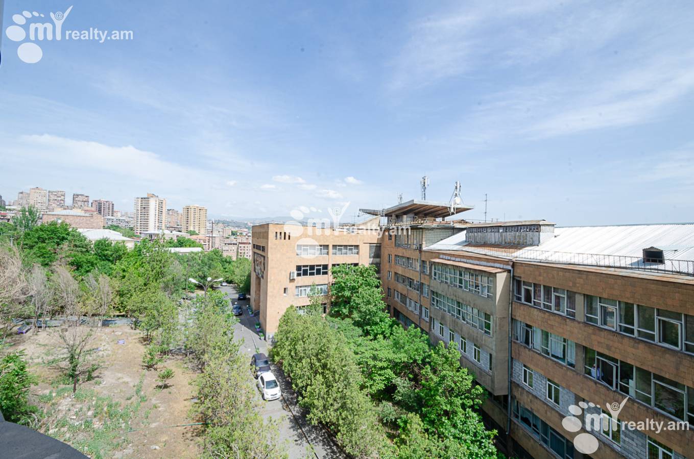 Купить 2 комнатную квартиру Орбели Ехбайрнери ул, Арабкир Ереван, 143879