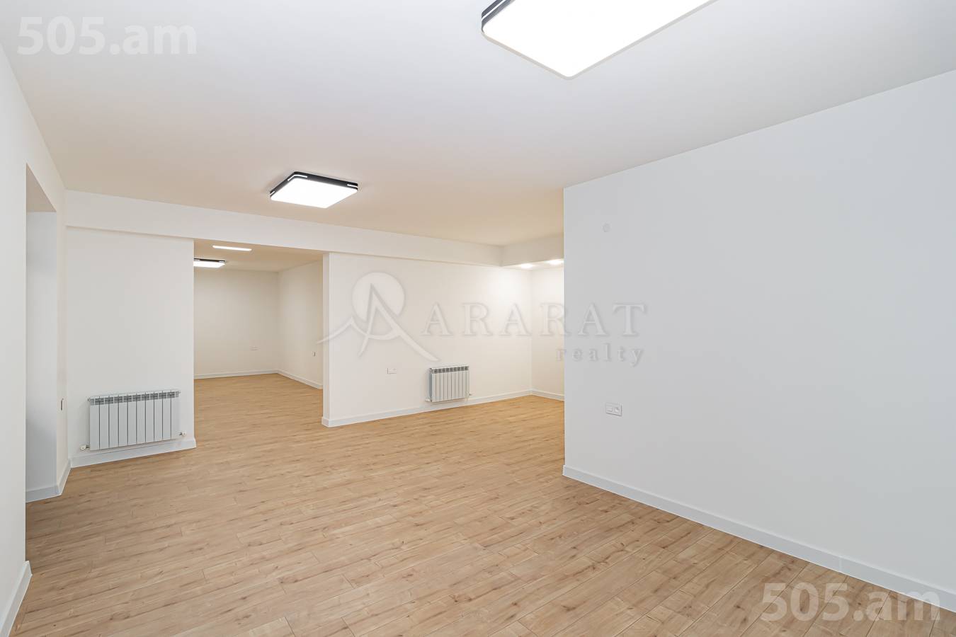 Commercial for rent خیابان آرگیشتی, مرکز شهر ایروان, 149934