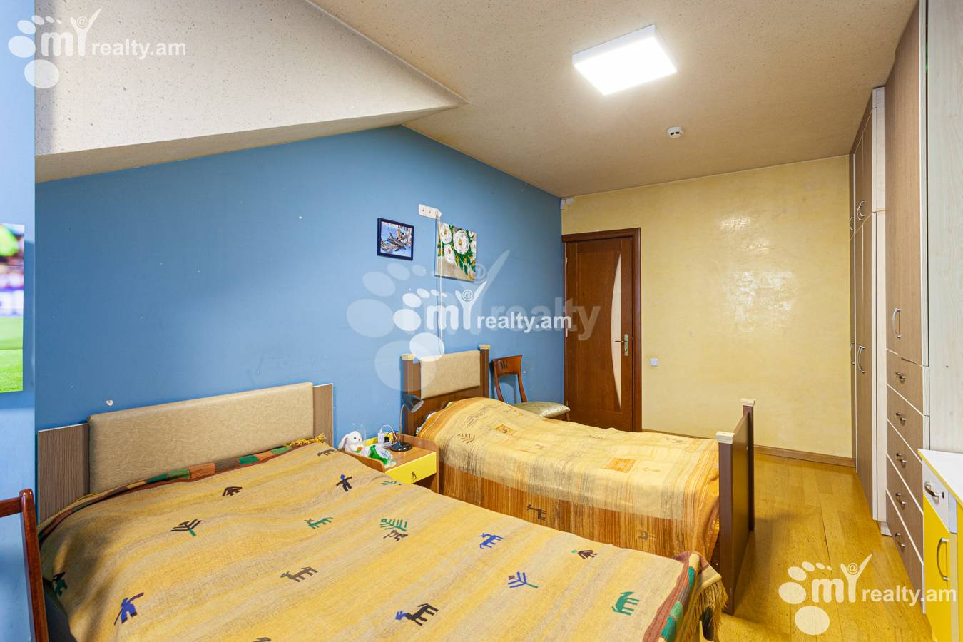 6 bedroom apartment for sale Aram St side, Center Yerevan, 154610