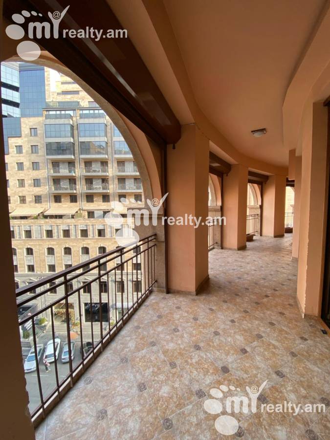 4 սենյականոց բնակարան վարձով Ամիրյան փող, Կենտրոն Երևան, 152328
