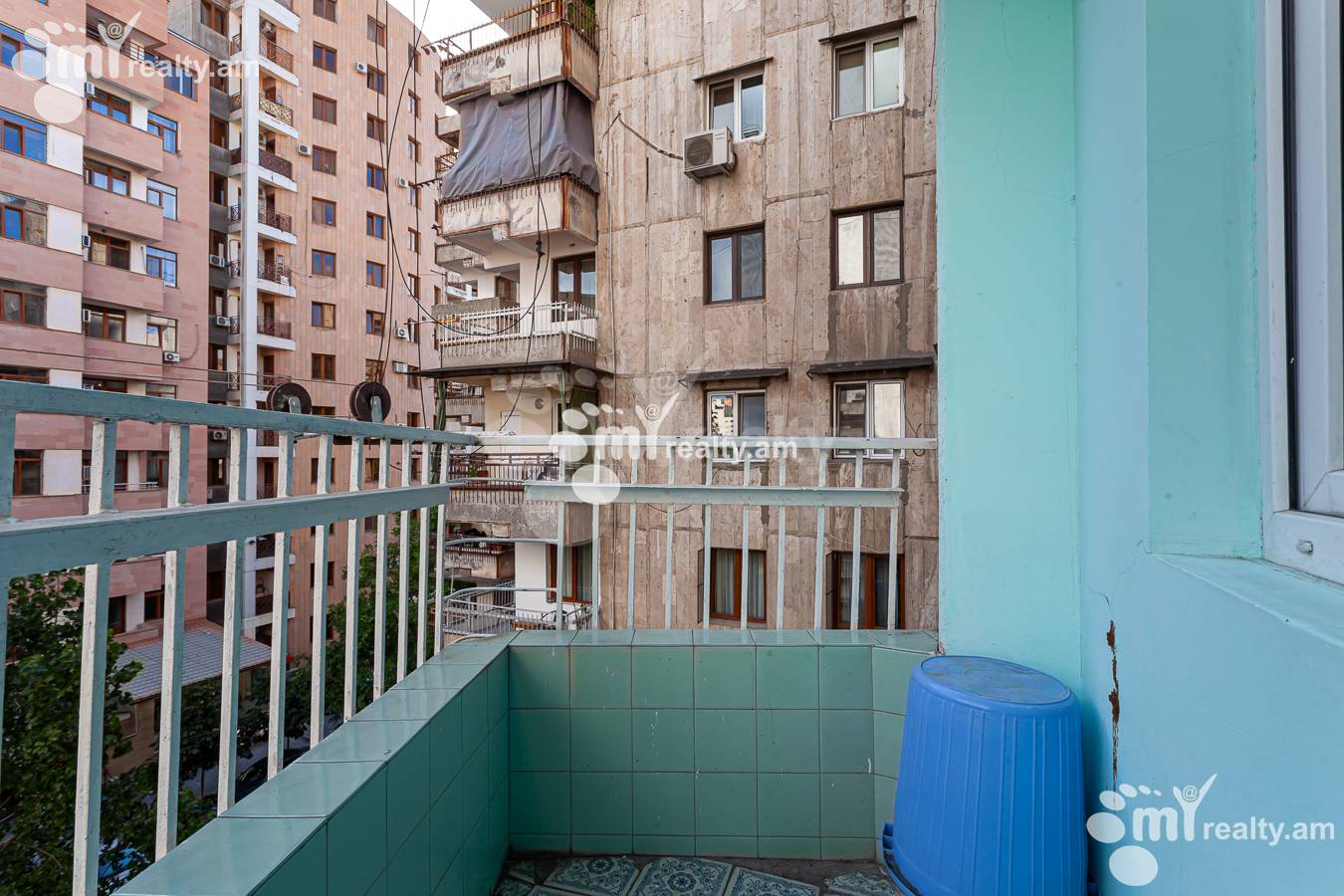 3 bedroom apartment for sale خیابان پوشکین, مرکز شهر ایروان, 155584