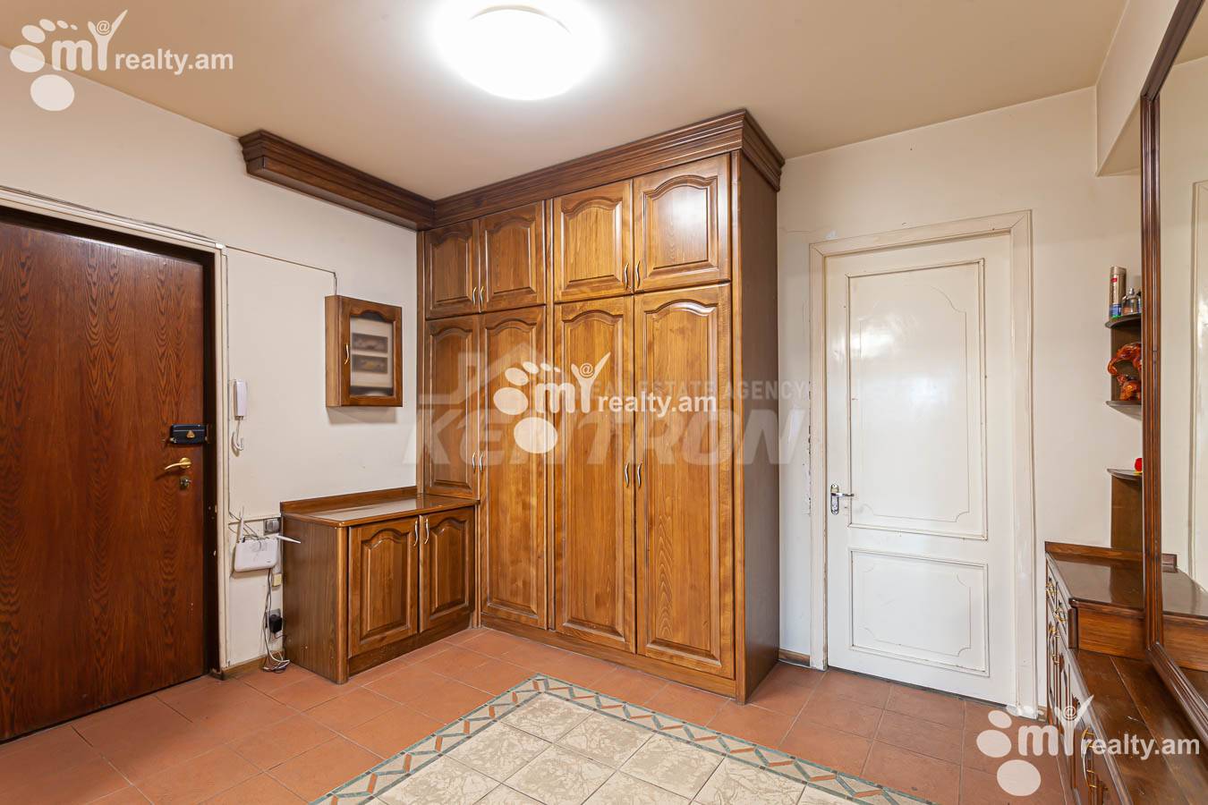 4 bedroom apartment for sale Sayat-Nova Ave, Center Yerevan, 153970