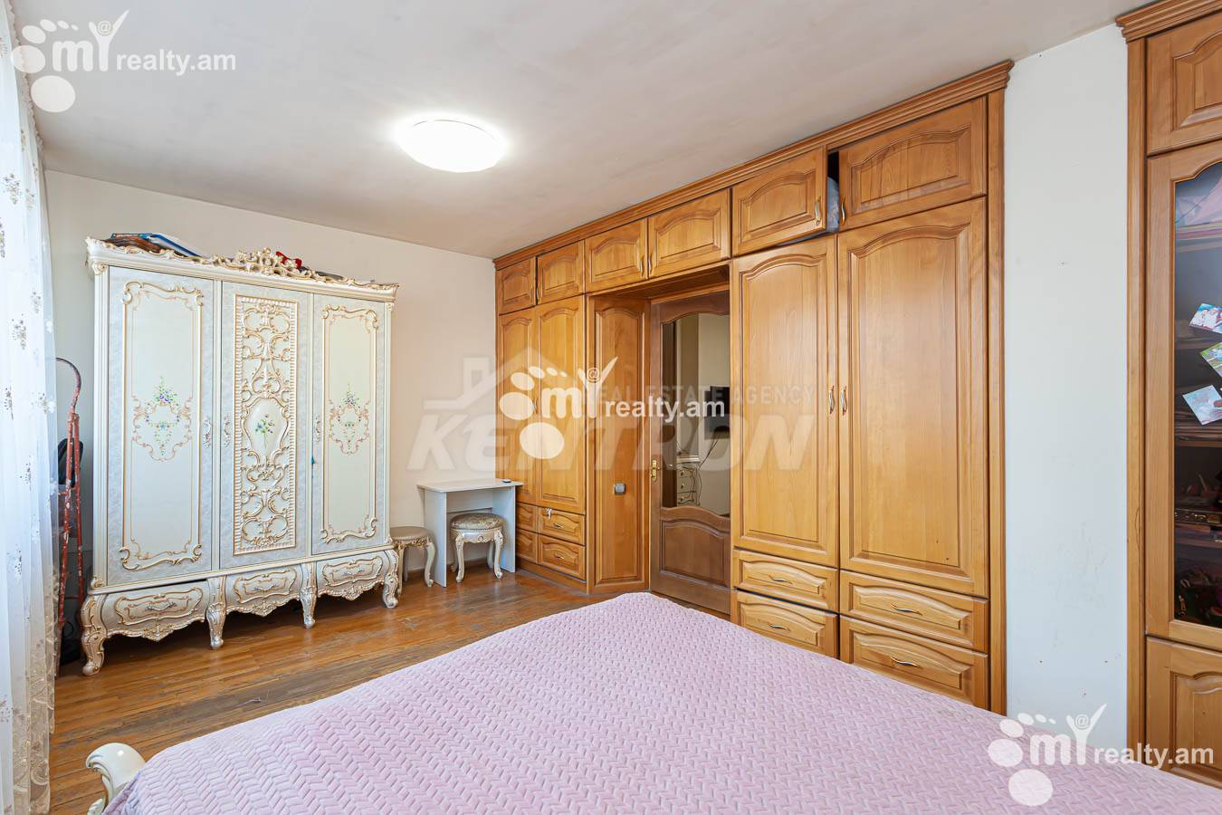 4 bedroom apartment for sale Sayat-Nova Ave, Center Yerevan, 153970