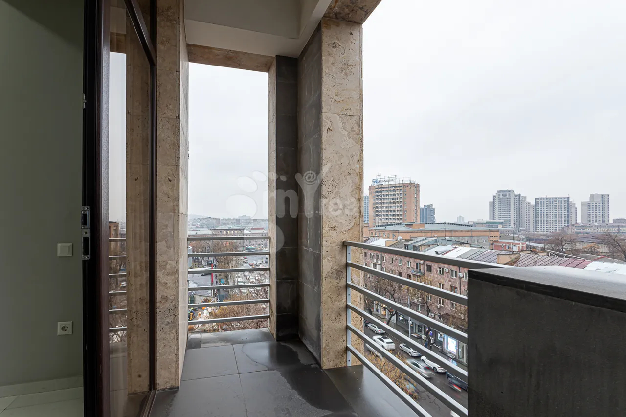 Снять 3 комнатную квартиру Г.Лусаворич ул, Центр Ереван, 159406