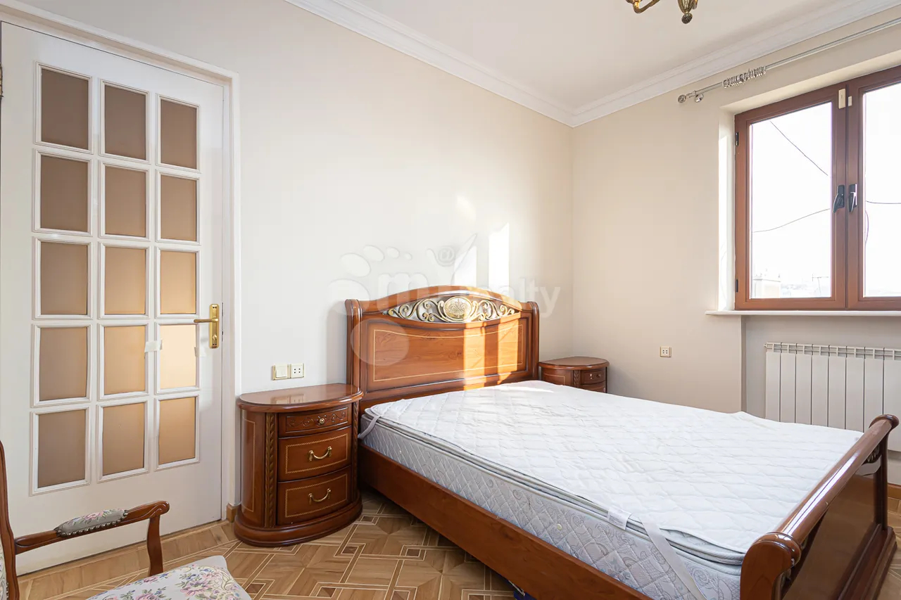 4 bedroom apartment for sale Baghramyan av(Arabkir), Arabkir Yerevan, 158396