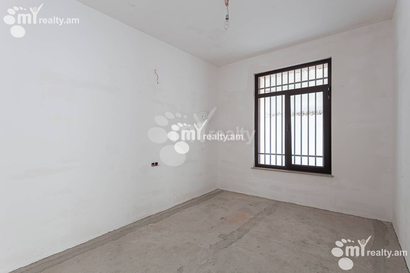 3 bedroom apartment for sale Antarayin St, Center Yerevan, 152761