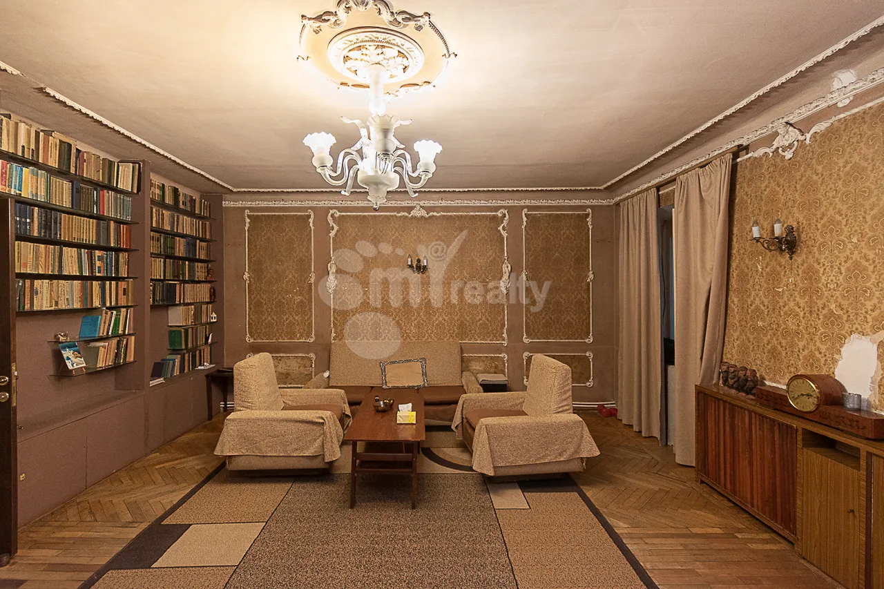 3 bedroom apartment for sale خیابان واهر. پاپازیان, عربگیر ایروان, 158561