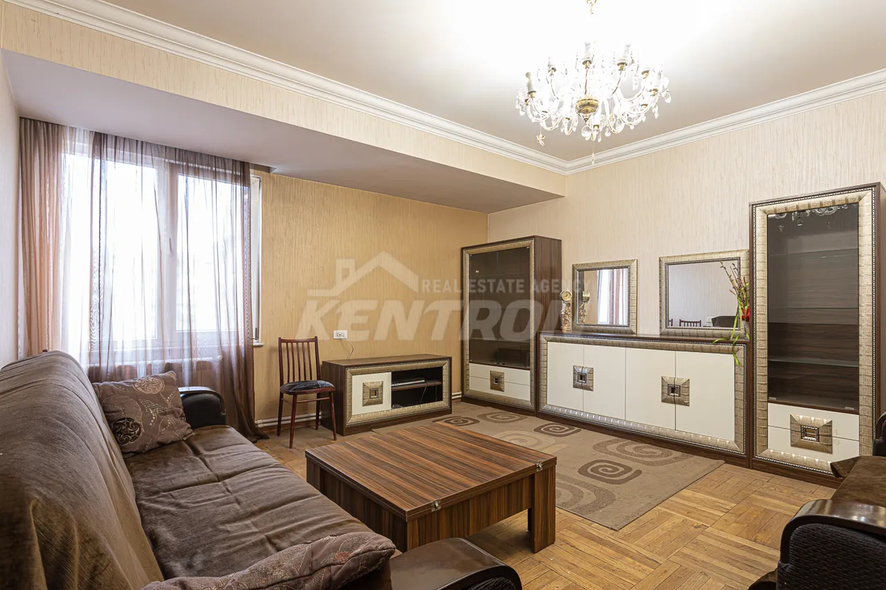 3 bedroom apartment for sale E. Qochar St, Center Yerevan, 157682