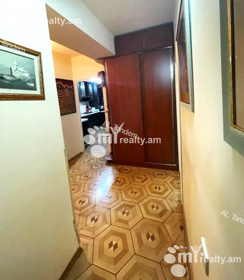 4 սենյականոց բնակարան  Շիրազի փող, Աջափնյակ Երևան, 156568