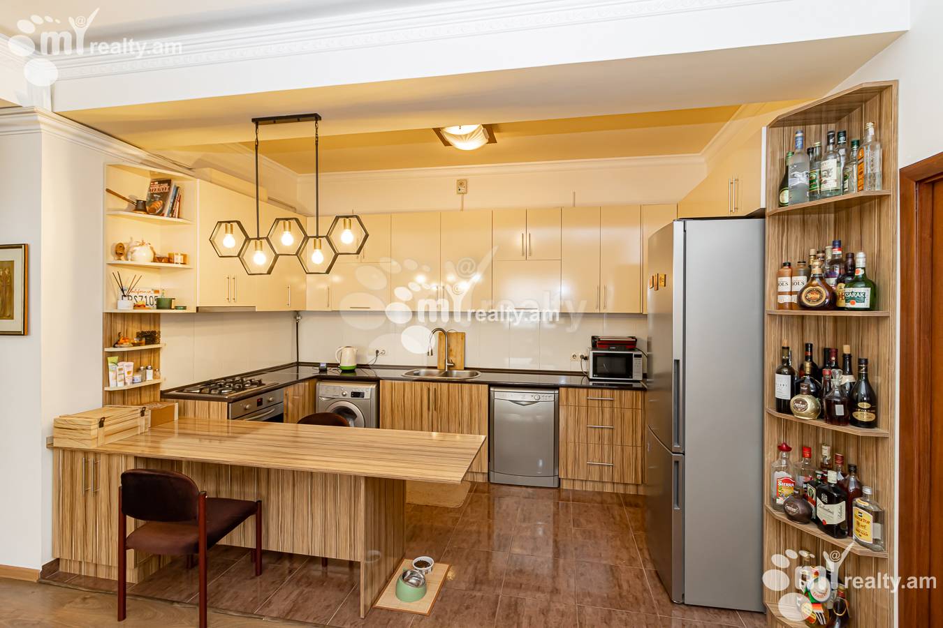 3 bedroom apartment for sale Antarayin St, Center Yerevan, 160785