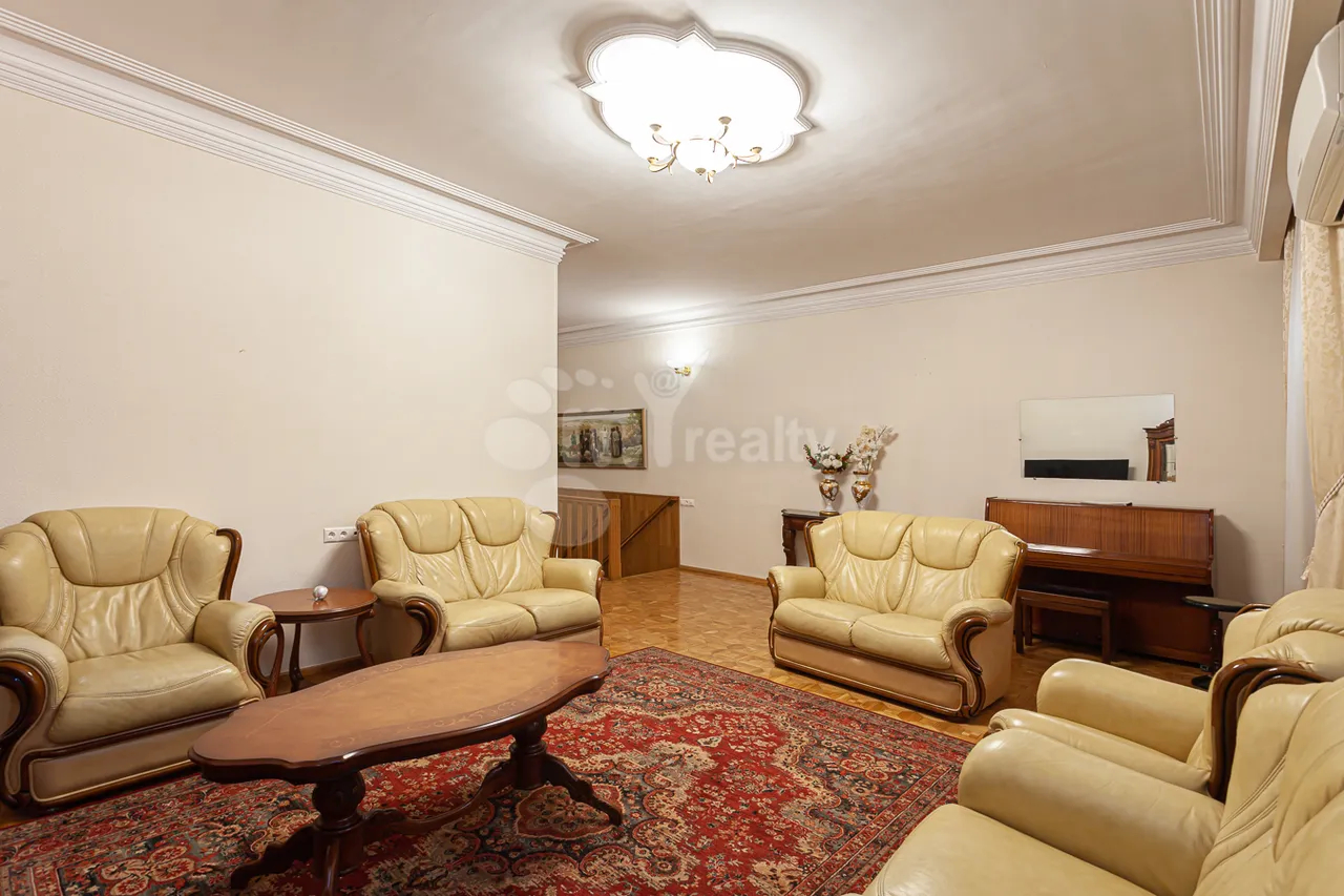 House for sale Sepuh St, Arabkir Yerevan, 160467