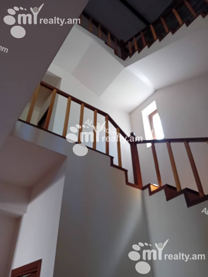 House for sale Tsarav Aghbyur St, Awan Yerevan, 156742