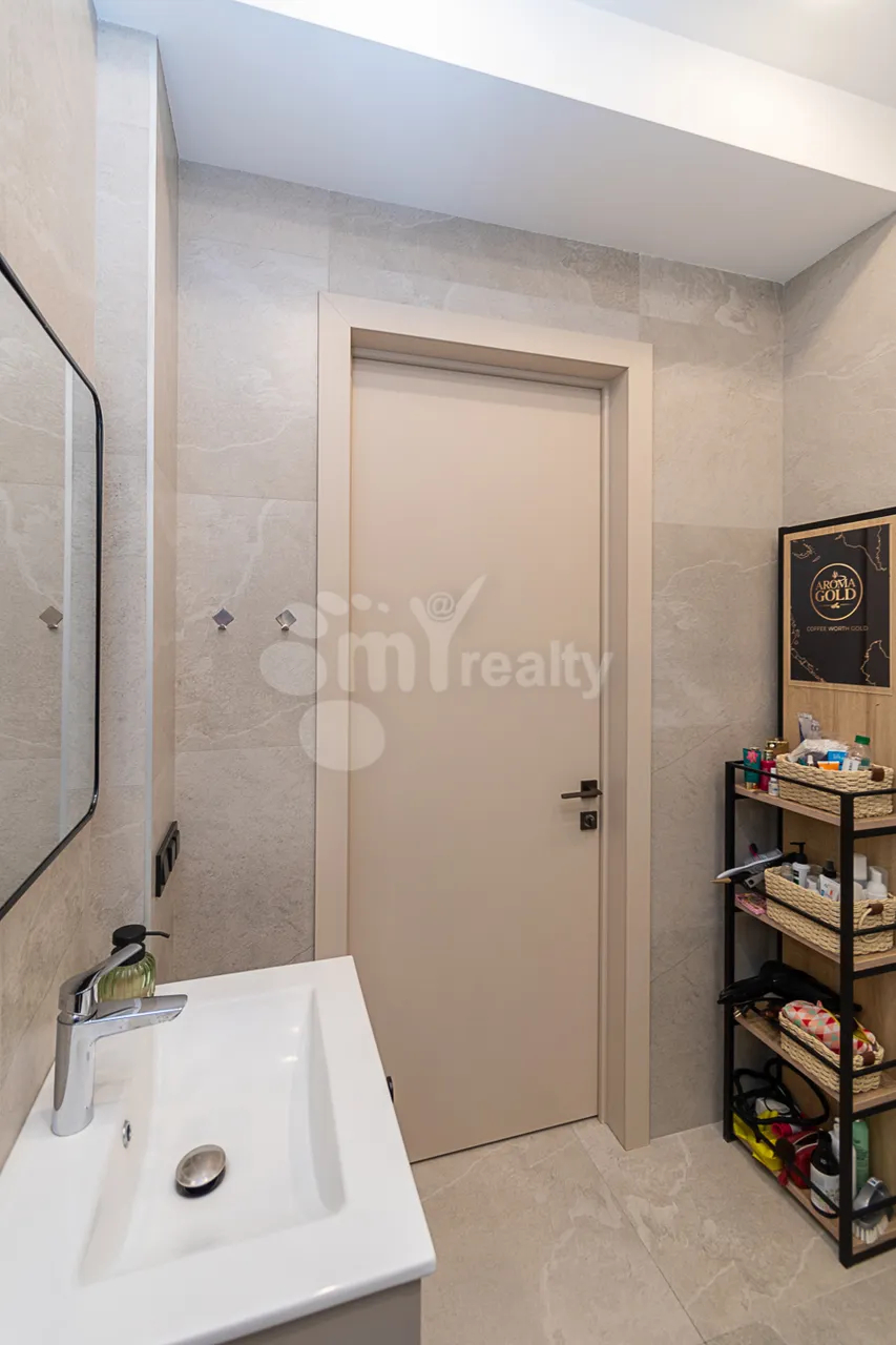 4 bedroom apartment for sale Ghapantsian St, Arabkir Yerevan, 160276