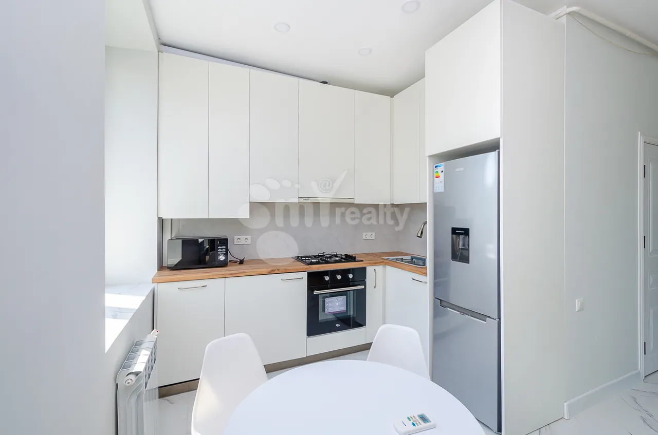 3 bedroom apartment for sale خیابان ساریان, مرکز شهر ایروان, 161625