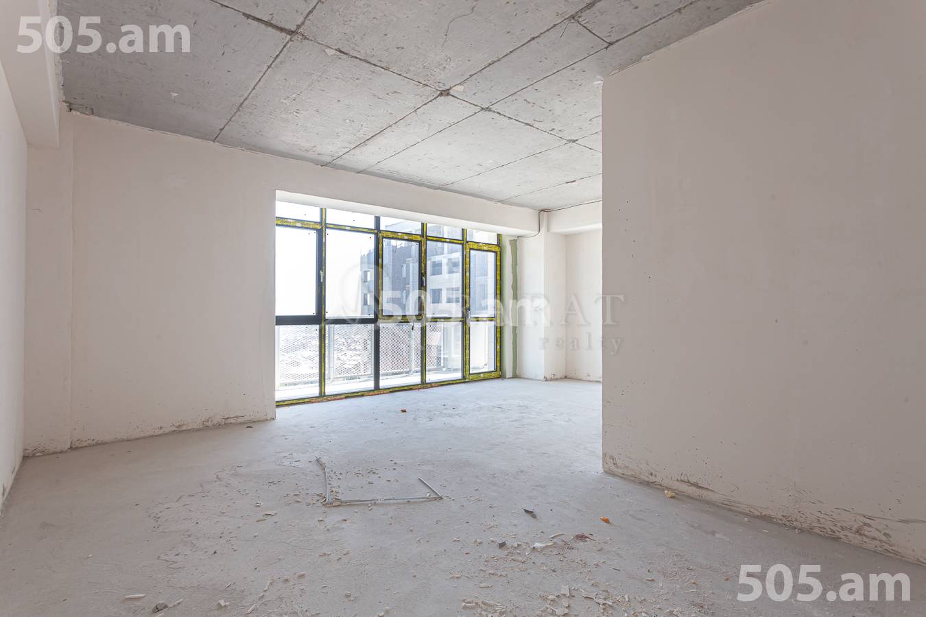 Купить 3 комнатную квартиру Ленинградян, Квартал Ваагни Ереван, 155480