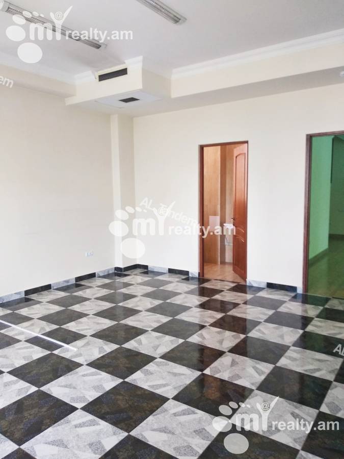 Commercial property for rent rue d'Amiryan, Center Yerevan, 151472