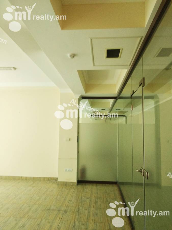 Commercial property for rent rue d'Amiryan, Center Yerevan, 151472