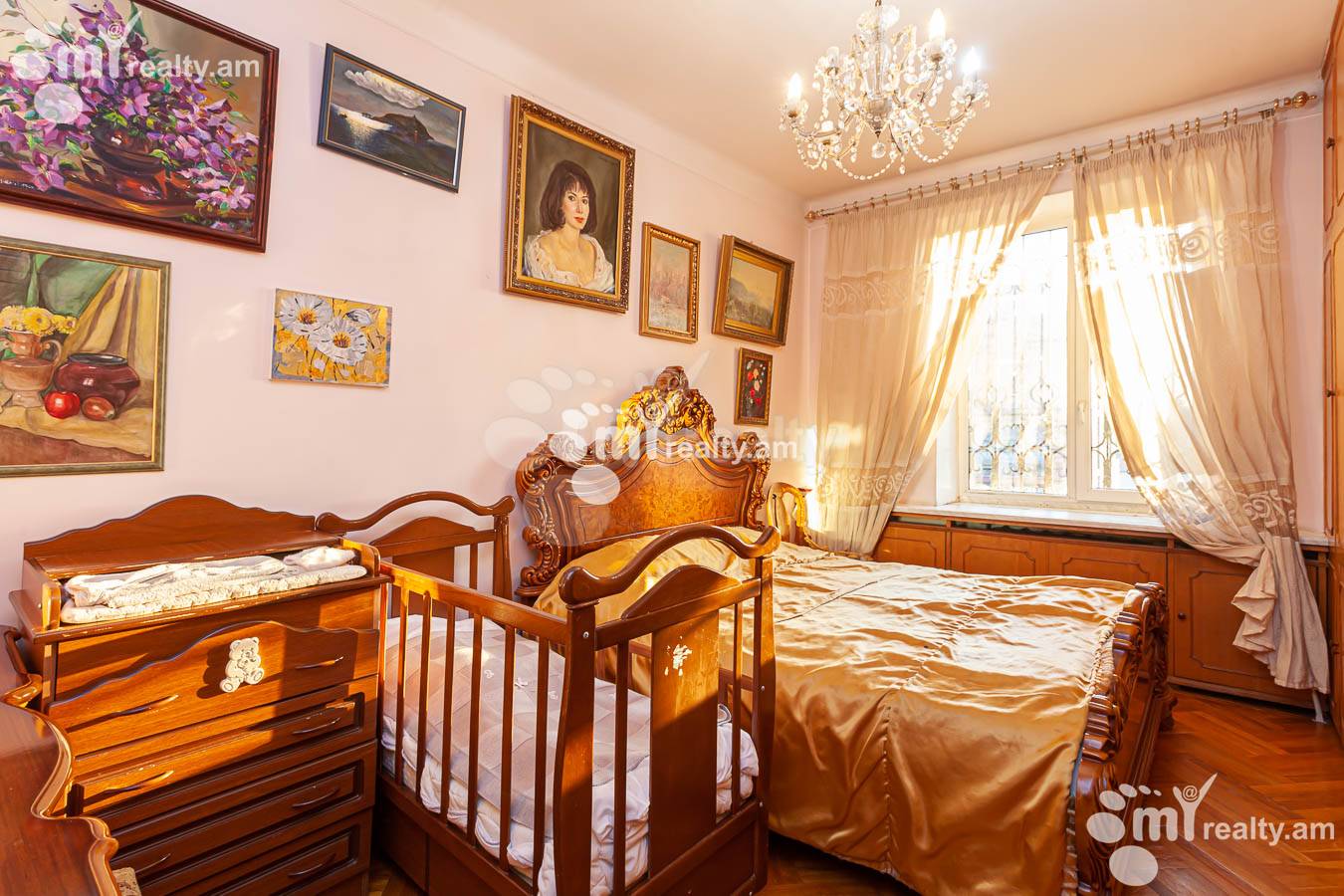 Купить 3 комнатную квартиру Саят-Нова пр, Центр Ереван, 153886