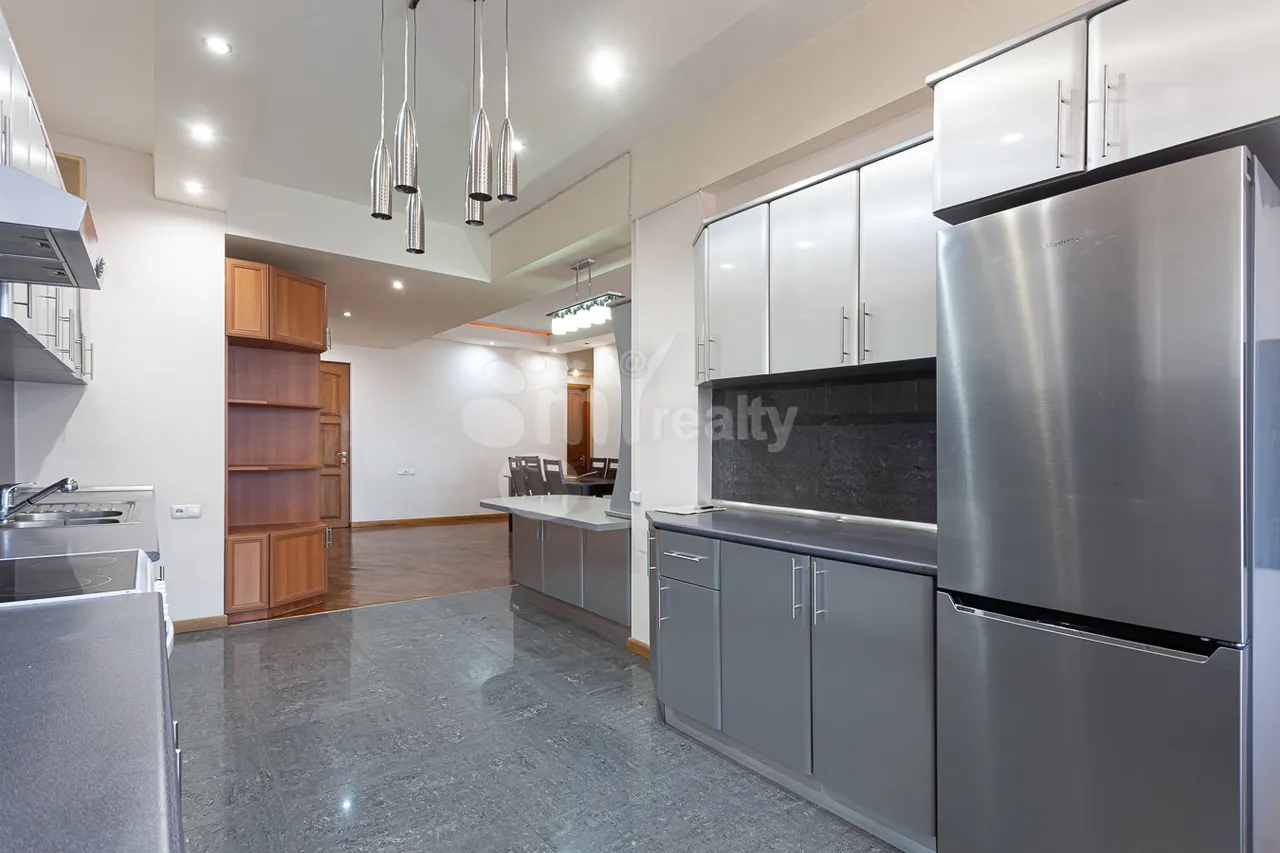 3 bedroom apartment for sale Northern(Hyusisayin)  Ave, Center Yerevan, 159098