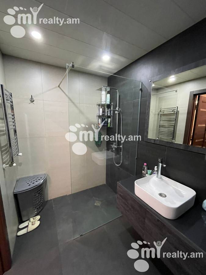 Купить 4 комнатную квартиру Севак ул, Канакер-Зейтун Ереван, 156160