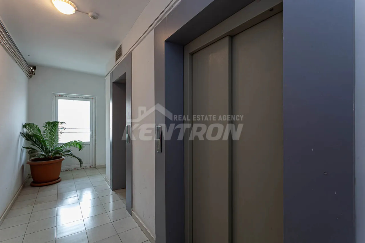3 bedroom apartment for sale Davtashen 2 district, Dawtaschen Yerevan, 157296