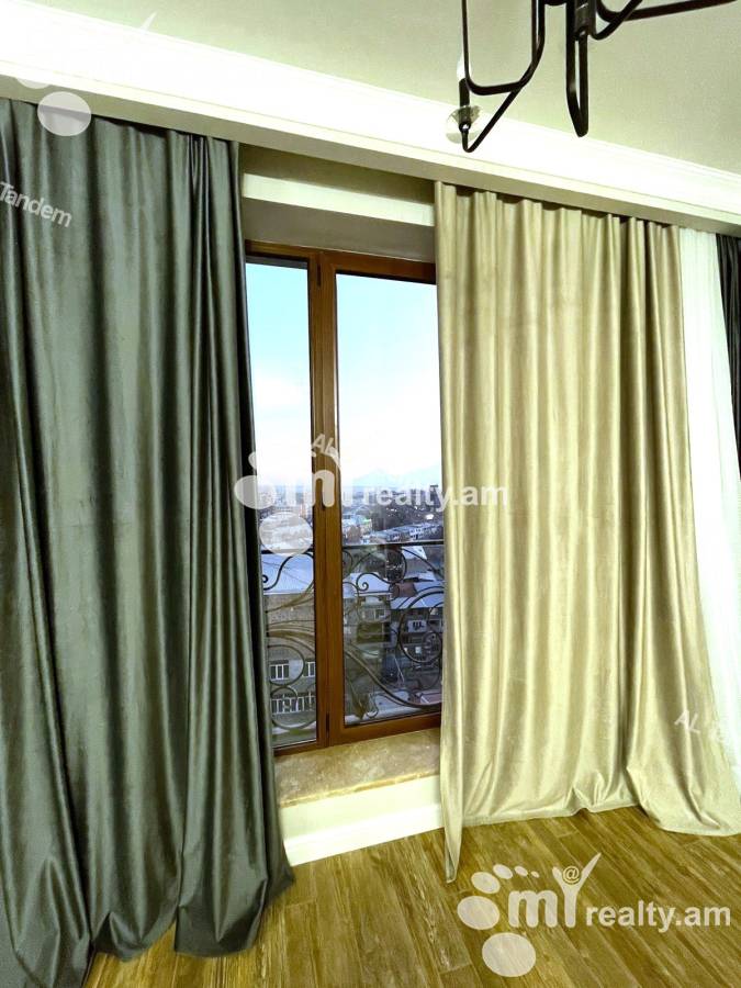 4 bedroom apartment for rent خیابان آنتارایین, مرکز شهر ایروان, 152377