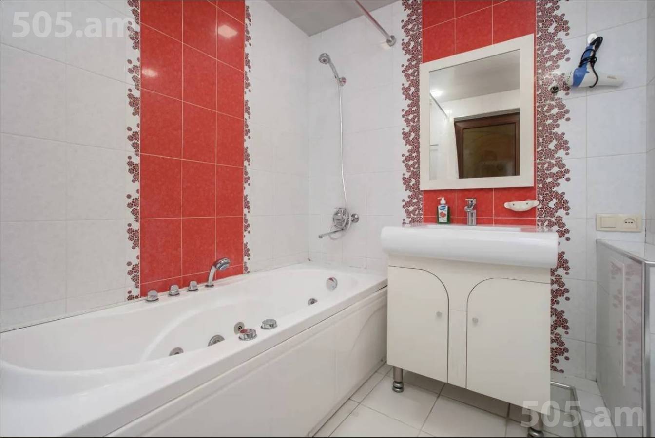 3 bedroom apartment for sale Sayat-Nova Ave, Center Yerevan, 145042