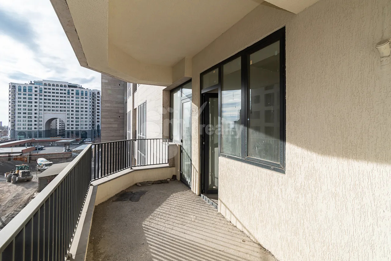 3 bedroom apartment for sale Griboedov St, Arabkir Yerevan, 160650