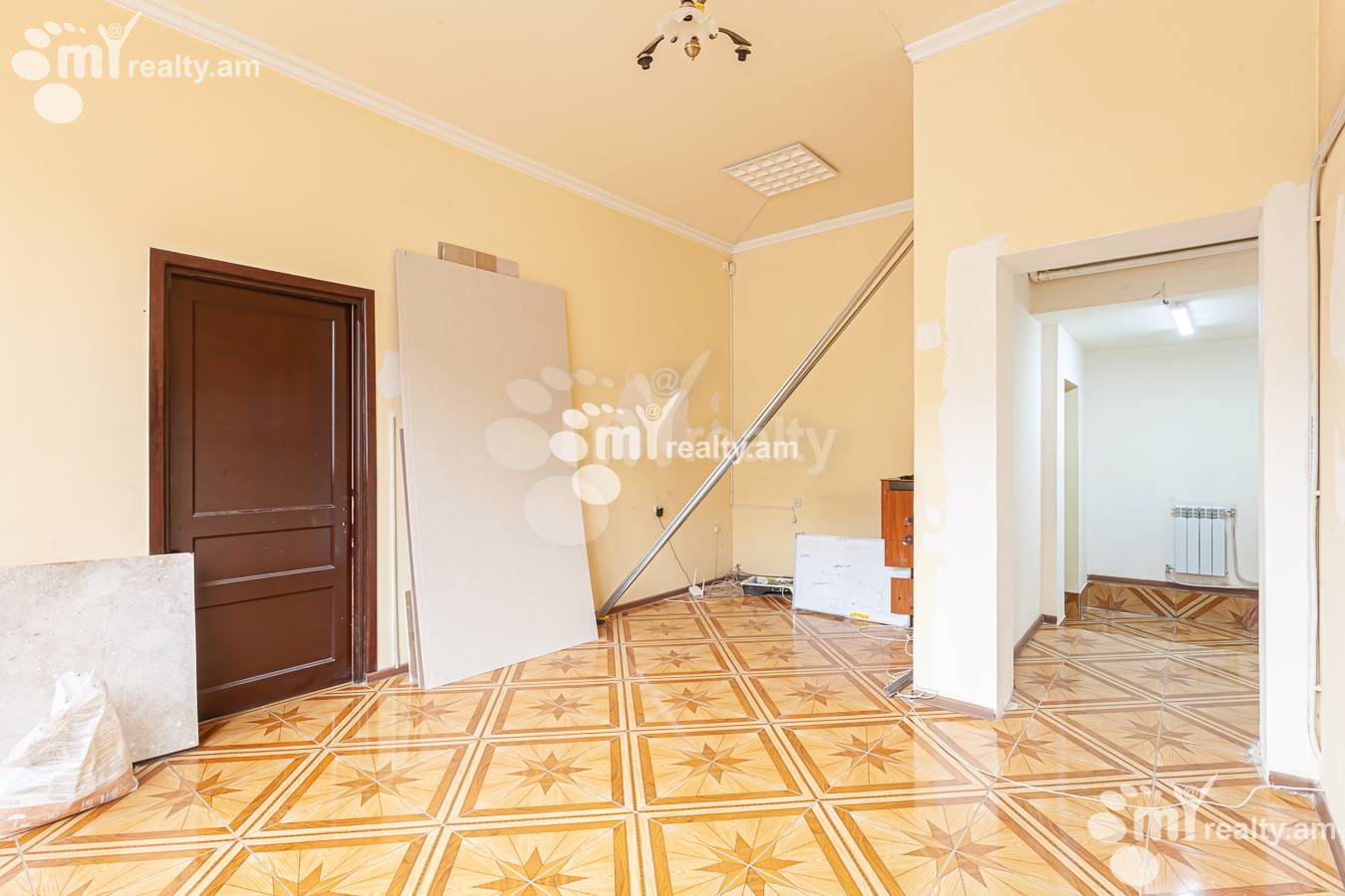 Commercial for sale خیابان Hasratian., آچاپنیاک ایروان, 155404