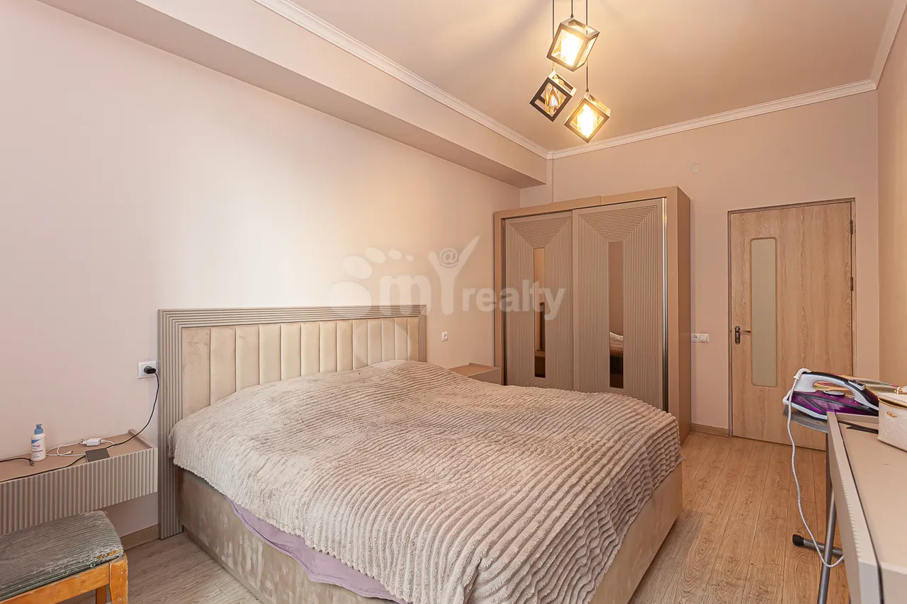 3 bedroom apartment for sale Adonts St, Arabkir Yerevan, 161342