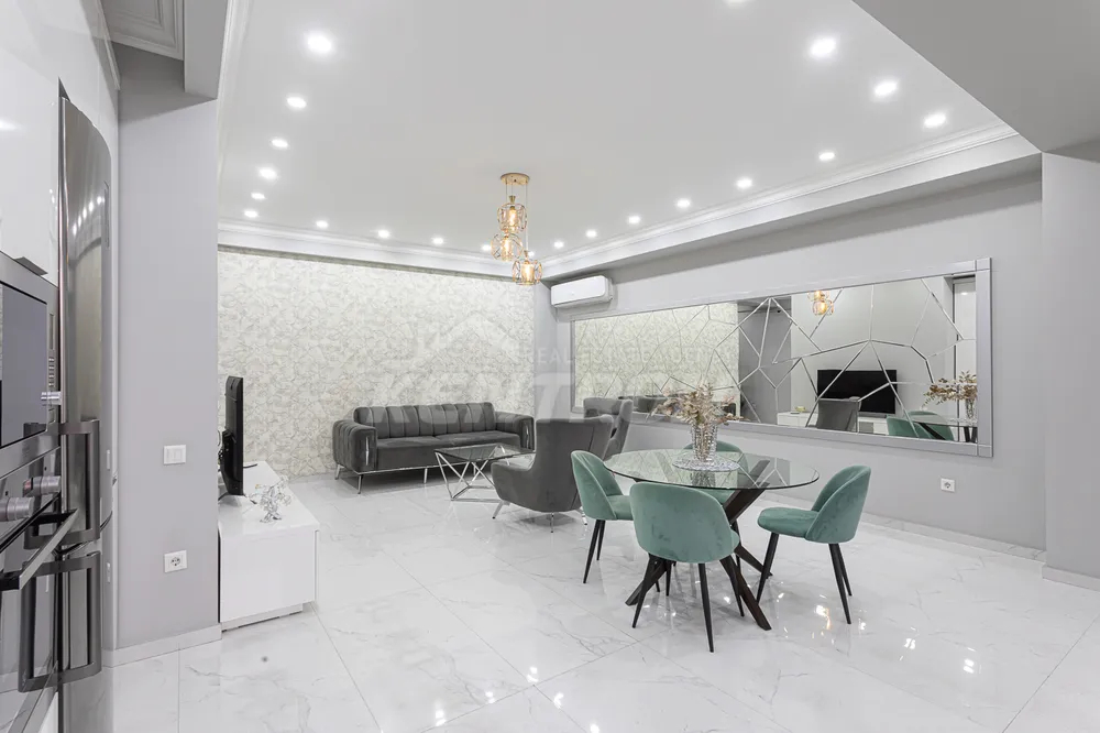 snyat-kvartiru-v-novostroyke/3-komnatnaya/G.Lusavorich+St/Center/Yerevan