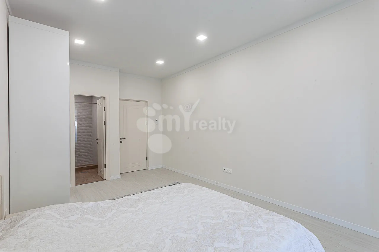 4 սենյականոց բնակարան վարձով Բուզանդի փող, Կենտրոն Երևան, 158869