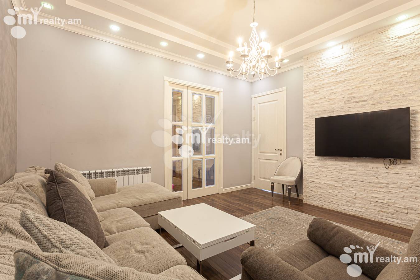 3 bedroom apartment for sale خیابان ماشتوتس, مرکز شهر ایروان, 155621