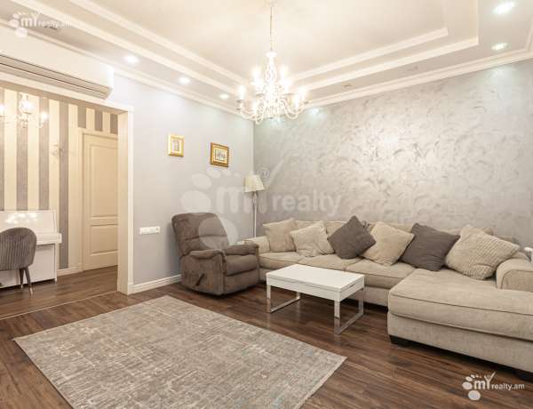 kupit-kvartiru/3-komnatnaya/Mashtots+Ave/Center/Yerevan