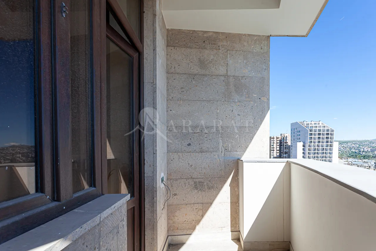 3 bedroom apartment for sale Hayrik Muradyan street, عربگیر ایروان, 157399