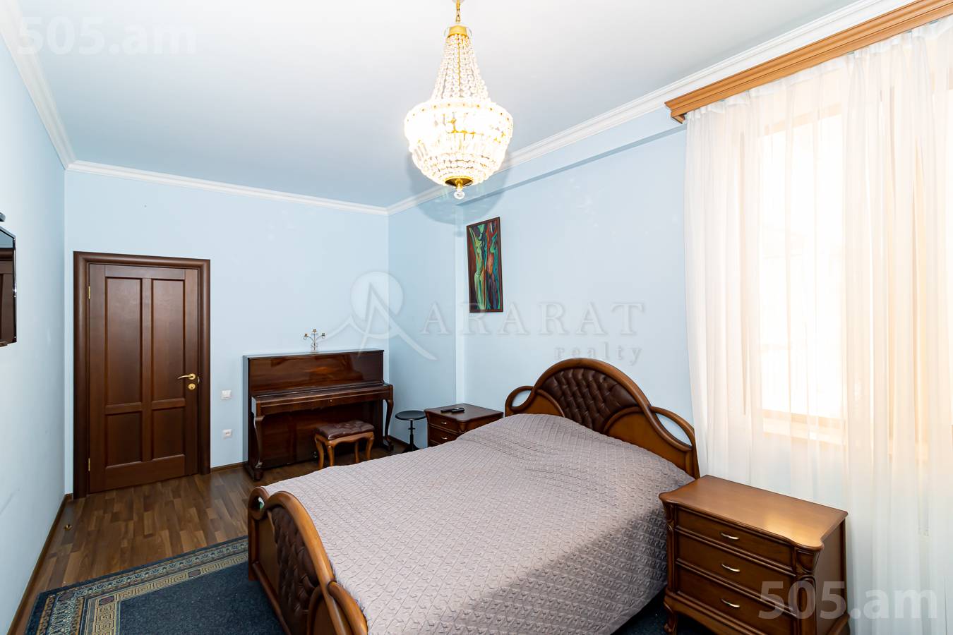 4 bedroom apartment for sale Aram St, Center Yerevan, 154641