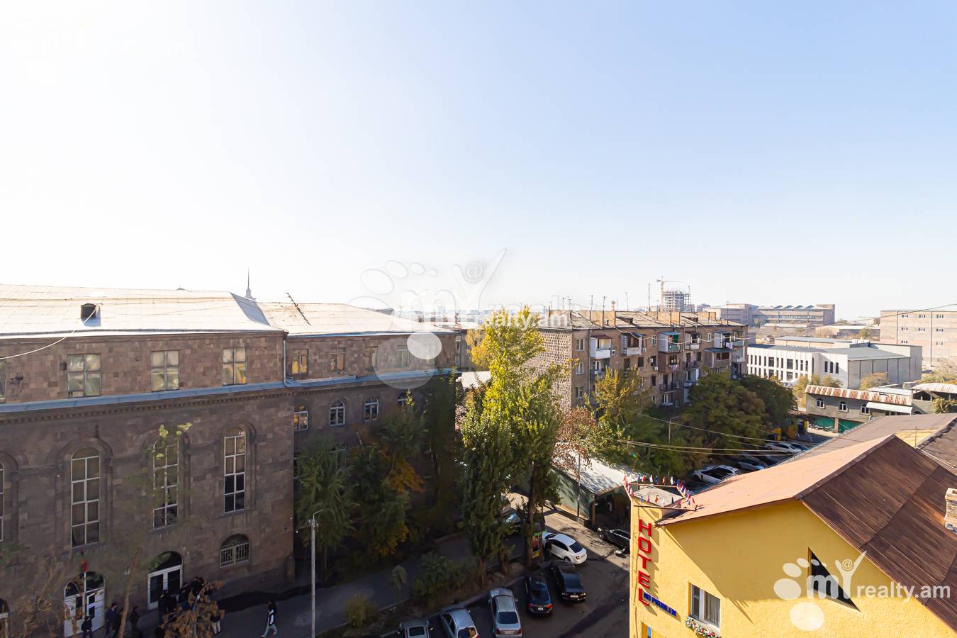 4 սենյականոց բնակարան  Գլինկայի փող, Կենտրոն Երևան, 154197