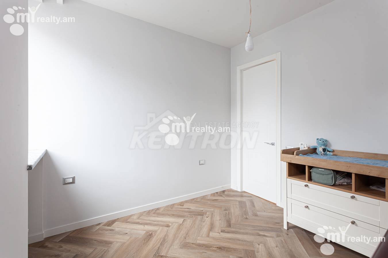 3 bedroom apartment for sale Azatutyan Ave, Arabkir Yerevan, 153934