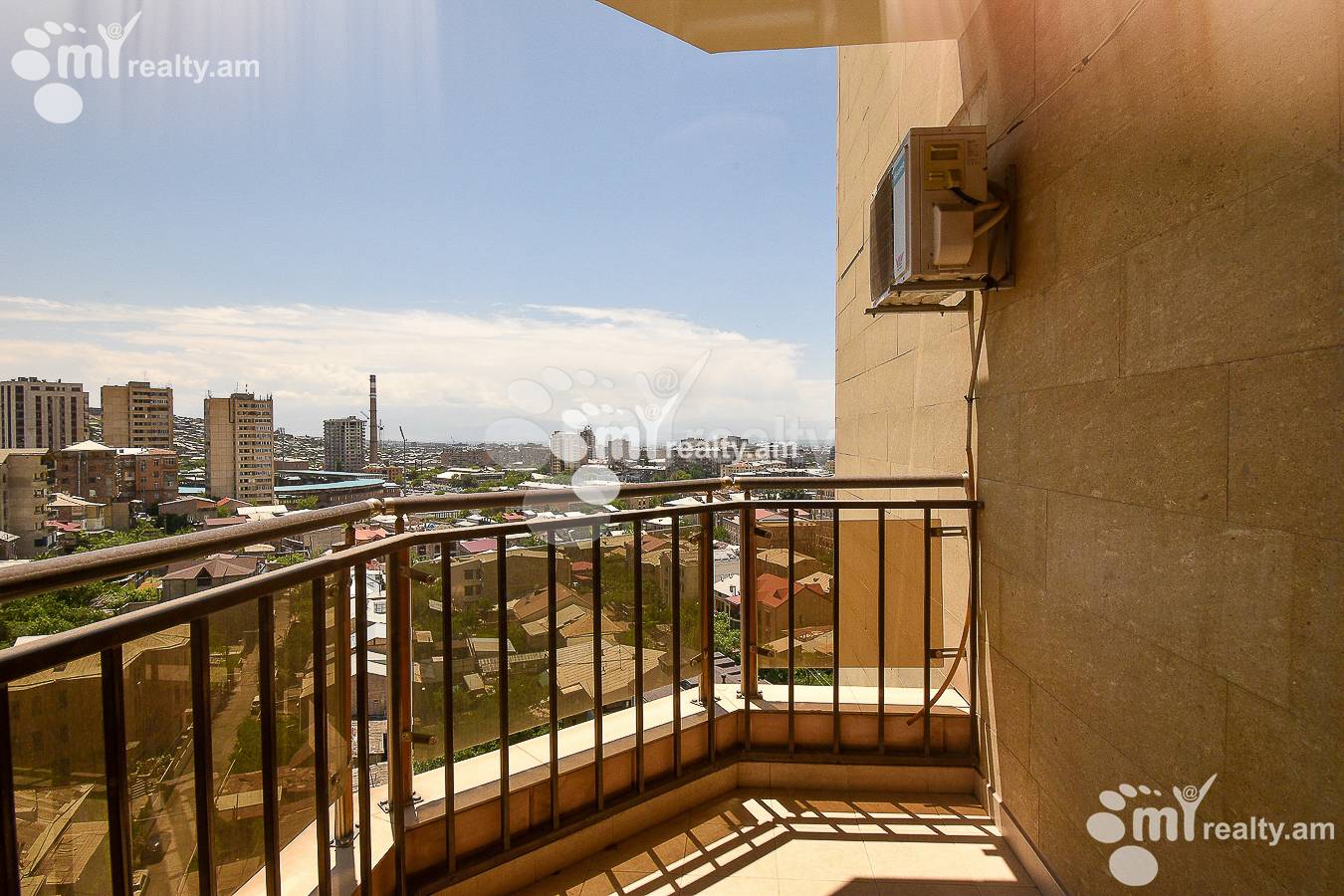 Купить 4 комнатную квартиру Саят-Нова пр, Центр Ереван, 155440