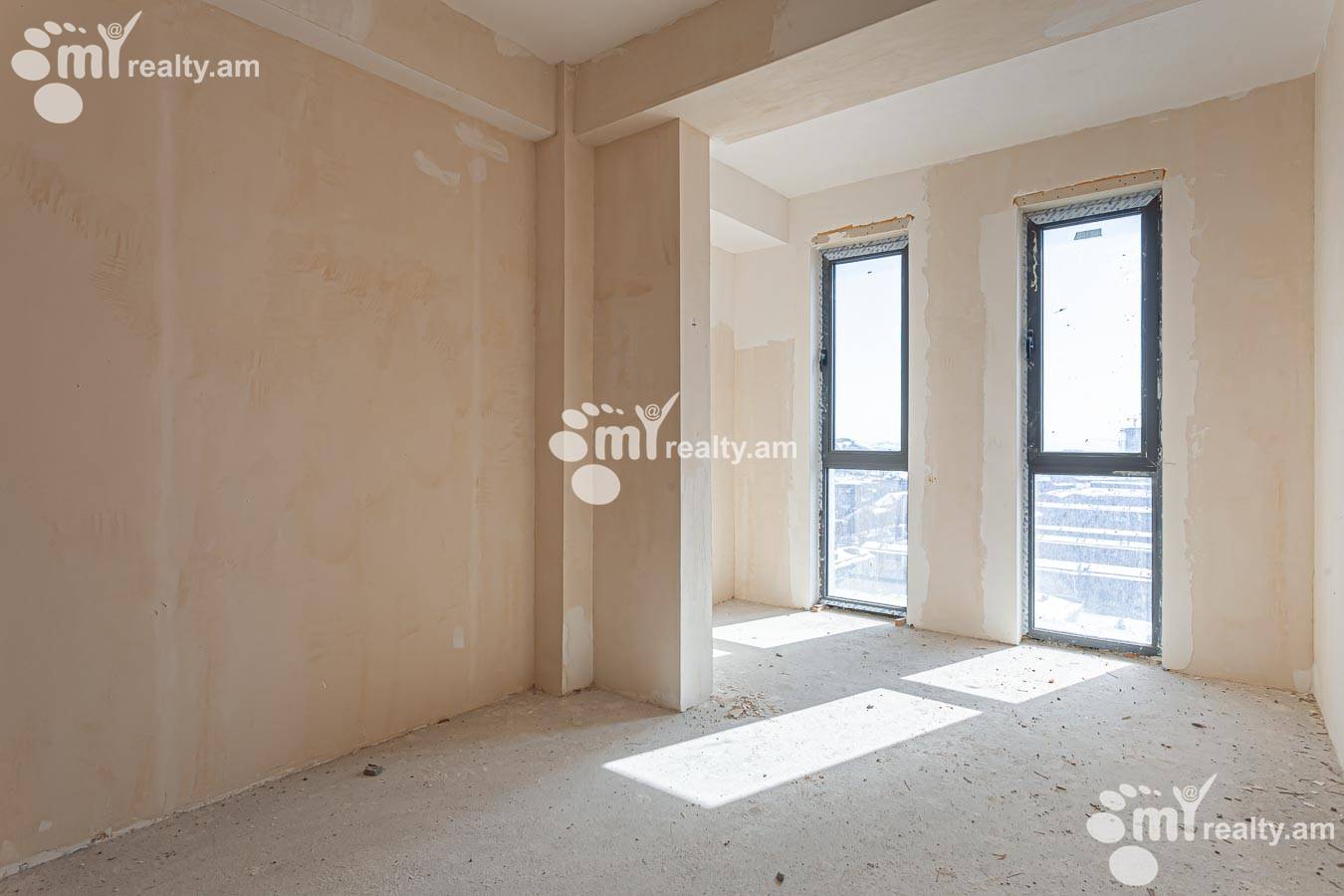 Купить 3 комнатную квартиру Абелян ул, Ачапняк Ереван, 154876