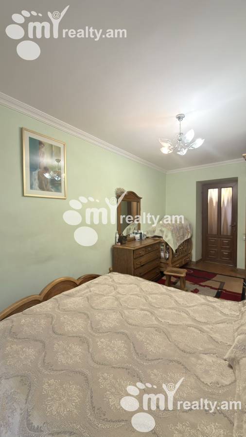 3 bedroom apartment for sale V.Vagharshyan St, Arabkir Yerevan, 159157