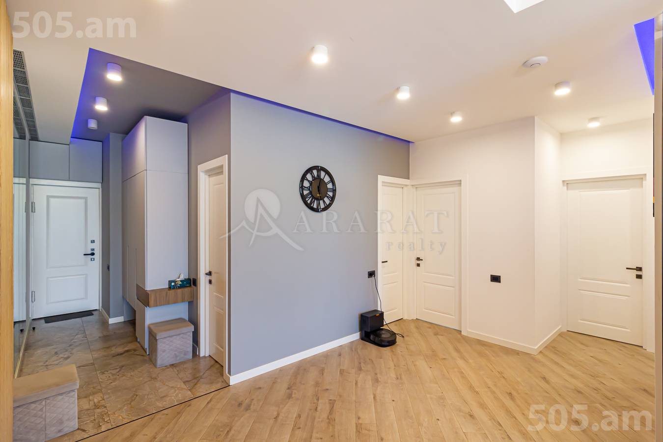 5 bedroom apartment for sale خیابان واهر. پاپازیان, عربگیر ایروان, 151557