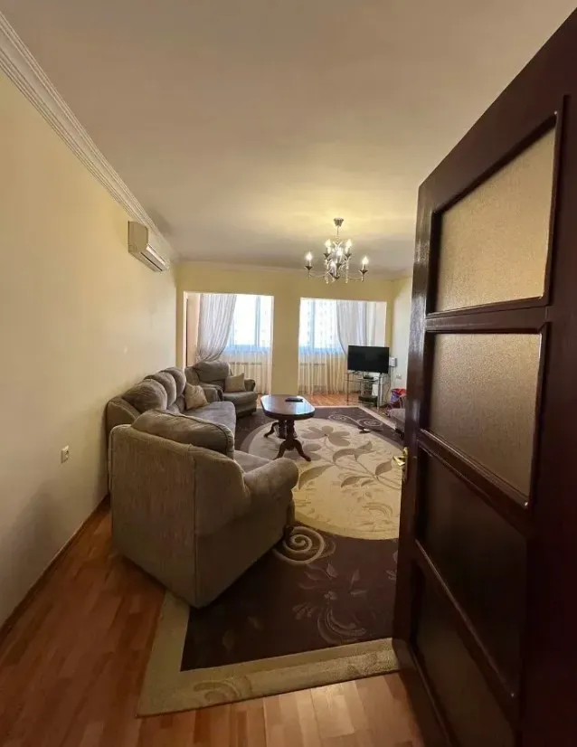 3 bedroom apartment for sale Abovyan St, Center Yerevan, 161096