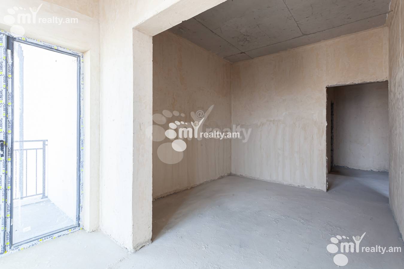 3 սենյականոց բնակարան  Գրիբոեդովի փող, Արաբկիր Երևան, 154781